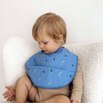 Snuggle Bib Waterproof - Rocket